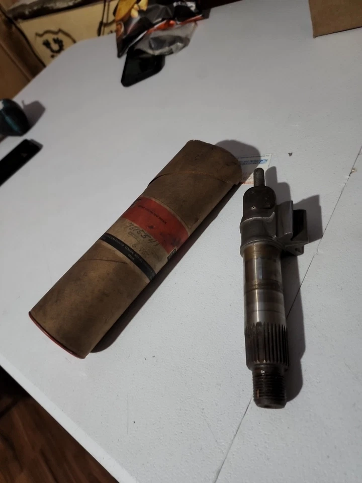 NOS 1971-74 雪佛兰 Vega 带 P.S. 转向齿轮 Pitman 轴 GM # 7815541 原始设备制造商 — 第 1/4 张图片