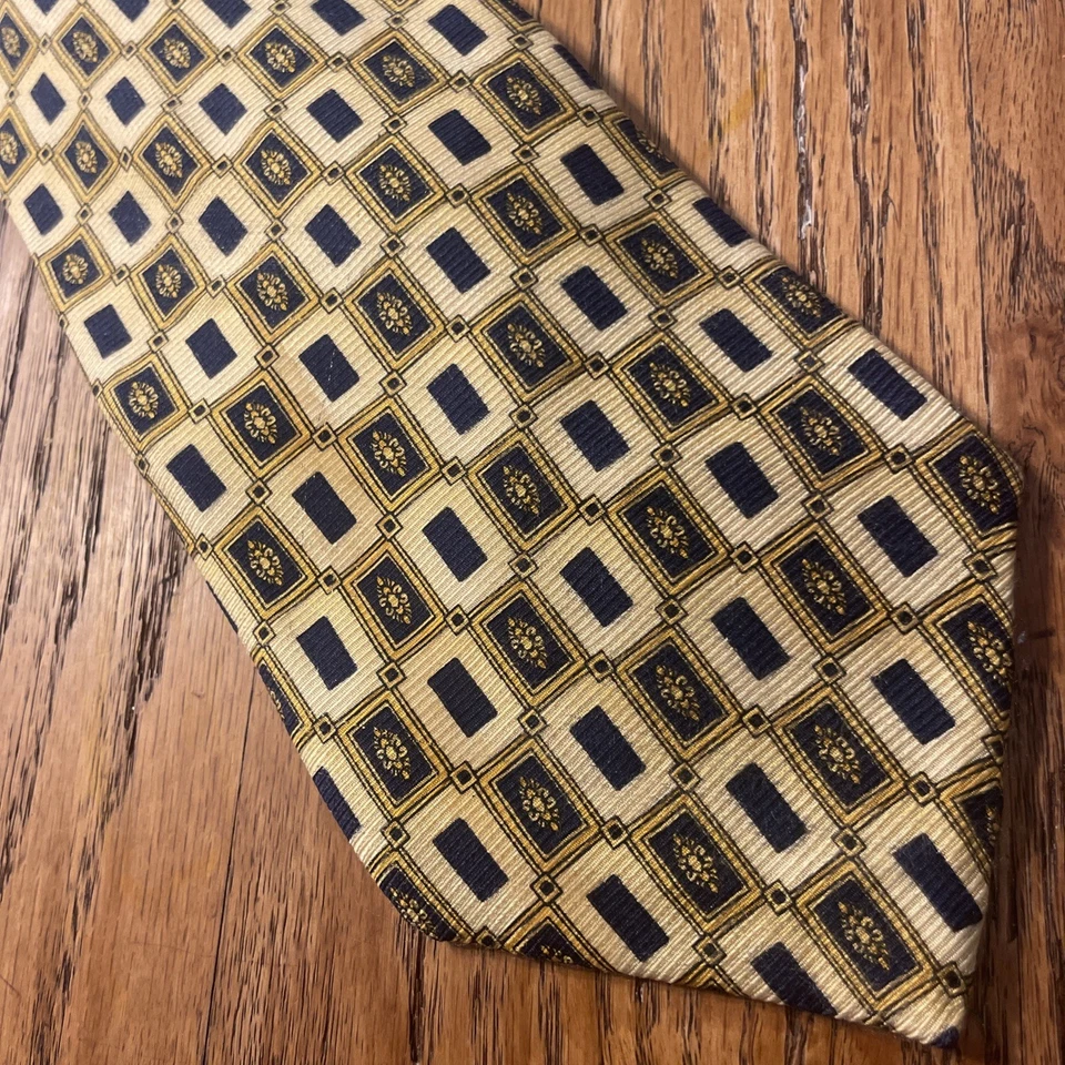 Corbata de seda geométrica Valentino vintage usada en excelente estado para hombre hecha en Italia Foto 1 de 4