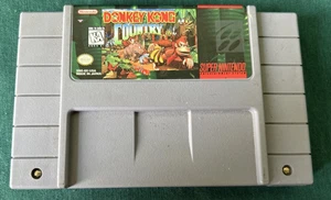 Donkey Kong Country (SNES,1994) - Picture 1 of 4