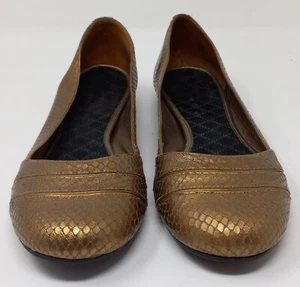 J Vincent Gold Metallic Leather Faux Snakeskin Round Toe Ballet Flats Size 8.5 - Picture 1 of 9