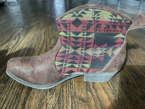 Big Buddha Wendy Arizona Sunset Southwestern Zip Ankle Boots Women's US Size 10M - Picture 1 of 22