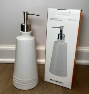 "White" Hand Soap Dispenser LE CREUSET 20 Oz Signature Stoneware NWT Metal Pump - Picture 1 of 8