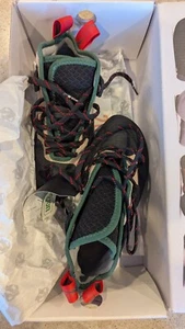 Evolv - The General Climbing Shoes - New in Box - Never used - US 6.5 - EUR 39 - Picture 1 of 8