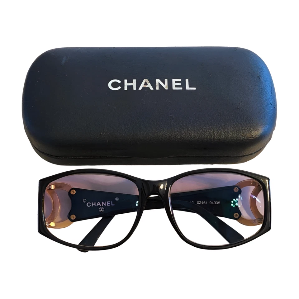 Gafas de sol Chanel Big Coco Mark marco logotipo estuche púrpura usadas Foto 1 de 4