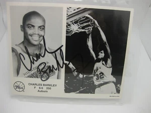 Charles Barkley autographed picture 8.5 x 11 b&w photo Philadelphia 76ers mint - Picture 1 of 3