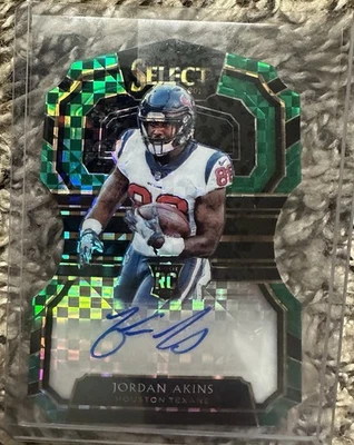 2018 Select Football Jordan Akins Rookie Green Parallel Auto #4/5 Houston Texans - Image 1 of 2