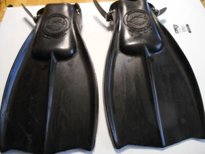 kinugawa pacific diving scuba fins fits all adult sizes safari super - Picture 1 of 4