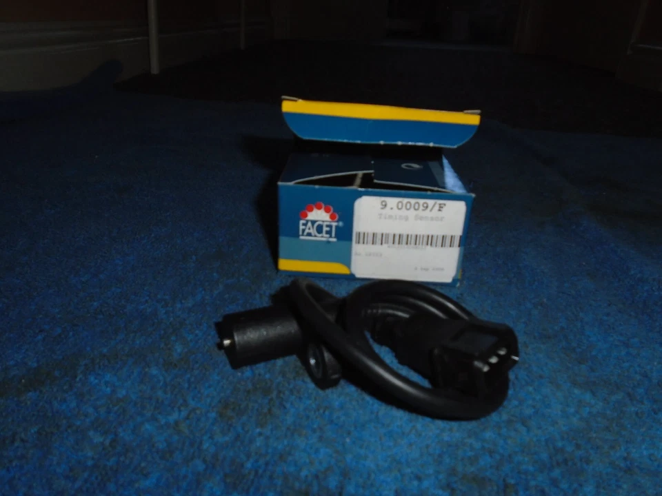 Volvo 240 2.0, 2.3 1986-93 NOS Intermotor Crankshaft Sensor - Image 1 of 1