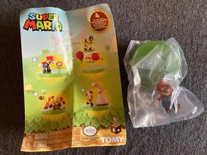 Nintendo Super Mario Bros Mario & Fire Flower Buildable Capsule Figure TOMY - Picture 1 of 3