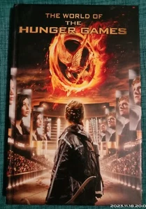 The world of the Hunger Games book Hardcover 2012 by Kate Egan Guide to Panem - Picture 1 of 6
