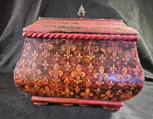 Vintage Distressed Wood Jewelry Storage Box Red Velvet Lining Fleur-De-Lis 9" - Picture 1 of 8