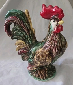 Estatuilla de pollo gallo vintage mayólica como decorativa colorida - Imagen 1 de 8