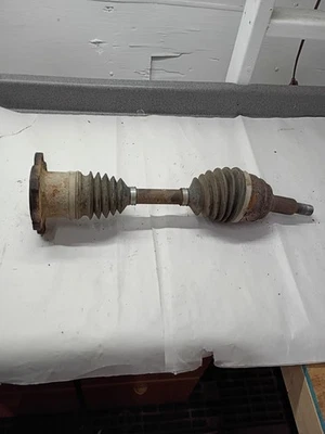 GMC Yukon XL 2000 5,3 L 4x4 conjunto de eje articulado CV delantero derecho Foto 1 de 4