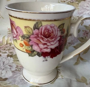 GRACE Teaware Fine Porcelain Roses Gold Trim Footed Tea Coffee Mug Cup 9 Oz - Picture 1 of 3