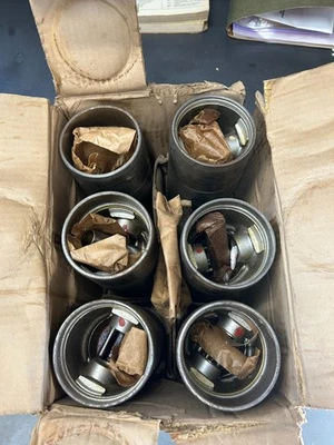 IHC, Kit de pistón, anillo y funda cosechadora internacional, FAC 260  Foto 1 de 4