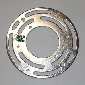 BARRA CRUZADA CIRCULAR UNIVERSAL 4" CON TORNILLO DE TIERRA NUEVO 54856J - Imagen 1 de 1