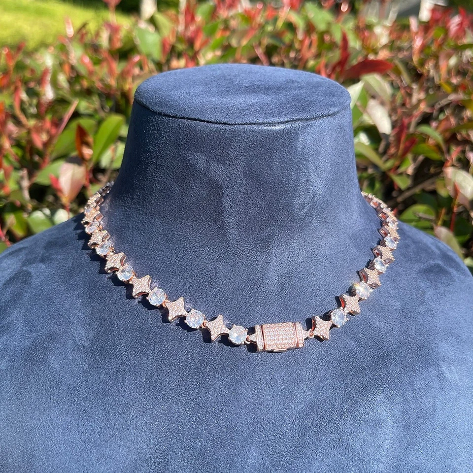 Collar de cadena de eslabones de estrella de diamantes de corte redondo de 26 quilates enchapado en oro rosa de 14 quilates Foto 1 de 4