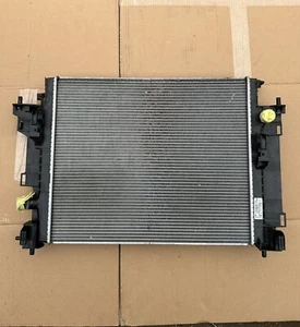 RADIATORE ACQUA SMART Fortwo Coupé (W453) A4535000003 H4D Benzina 1000 (14 ) - Foto 1 di 3