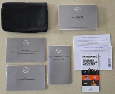 Nissan Rogue 2023 manual del propietario, kit de primeros auxilios sin abrir, suplementos y soporte Foto 1 de 4