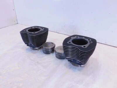 Harley Davidson Twin Cam Touring Dyna & Softail Engine Pistons & Black Cylinders - Image 1 of 4
