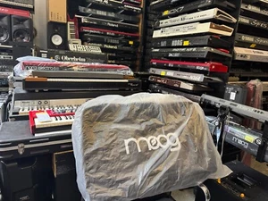 Original Moog Gig Bag para Sub 37 teclas teclado posterior sintetizador bajo ARMENS - Imagen 1 de 1