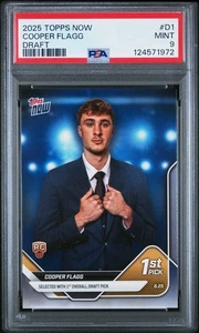 2025 Topps Now Draft Cooper Flagg D1 en mano listo para enviar PSA 9 novato, RC - Imagen 1 de 2