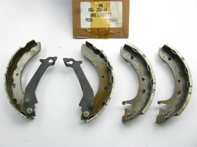 NOVO - Sapato de freio de tambor traseiro OEM Ford XS8Z-2200-AA para 1999-2002 Mercury Cougar - Imagem 1 de 4