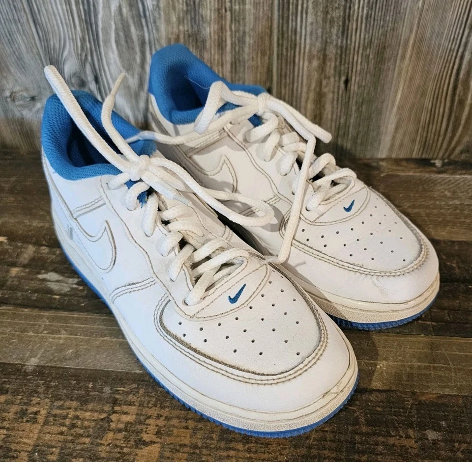 Nike Air Force 1 Bajo Blanco Azul Talla 2Y Niños Niños Foto 1 de 4