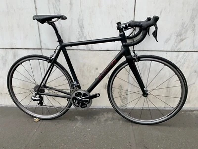 Parlee Z5SLi personalizado usado. Juego de ruedas Shimano Dura Ace Di2 9150, Ultegra Foto 1 de 4