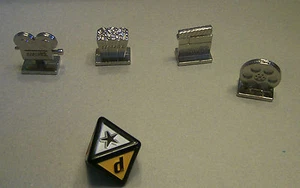 4 Metal Tokens and 8-sided die from Scene It game - popcorn, projector, reel... - Picture 1 of 1