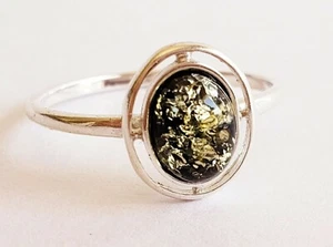 BALTIC AMBER 100% 925 STERLING SILVER RING GORGEOUS NATURAL Amber 1.5gr SZ 9.5 - Picture 1 of 6