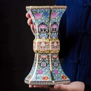 Jarrón de cerámica estilo glamour con patrón floral; esmalte clásico chino pintado - Imagen 1 de 6