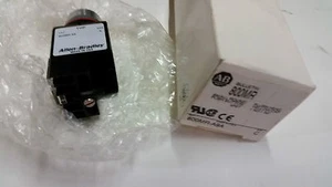 Allen Bradley 800MRA9A Series C - Picture 1 of 2