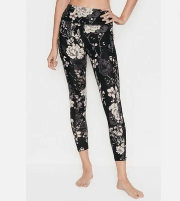Leggings Victoria's Secret tiro alto blanco rosa y negro flores talla 8 Foto 1 de 4