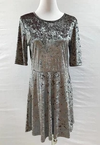 Vestido Topshop Línea A Talla 10 Plateado Peltre Terciopelo Aplastado Parcialmente Espalda Abierta Nuevo - Imagen 1 de 5