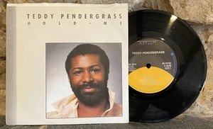 Teddy Pendergrass - Hold Me / Love - 7” Vinyl Single 1984 Asylum Records E 9720 - Picture 1 of 4
