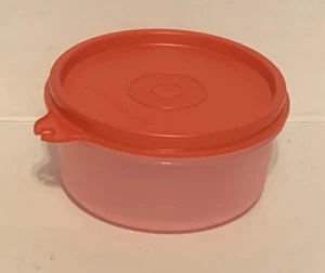 Tupperware kleiner roter Snackbecher 8 Unzen/1 Tasse Neu - Bild 1 von 4