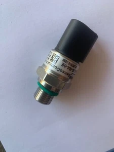 parker SCP sensor control swith 25 bar 0.5-4.5V output SCP02-025-R4-OE - Picture 1 of 3