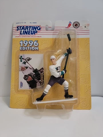 1996 Starting Lineup Paul Kariya Anaheim Mighty Ducks Figure - New in Box Cover
