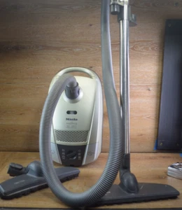 Miele The Manhattan 2 Vacuum, Canister Only, S6270 + HOSE + WAND , AS PICTURED - Picture 1 of 14