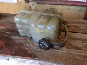 99-07 Gmc Chevrolet 1500/2500/3500 Coolant Recovery Tank Coolant Reservoir - Picture 1 of 5