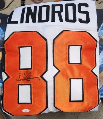 ERIC LINDROS JSA Authenticated Autographed Jersey - Philadelphia Flyers - Image 1 of 4