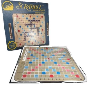 Vintage Scrabble Deluxe Edition (1982) - Rotating Turntable - Complete VGC - Picture 1 of 14