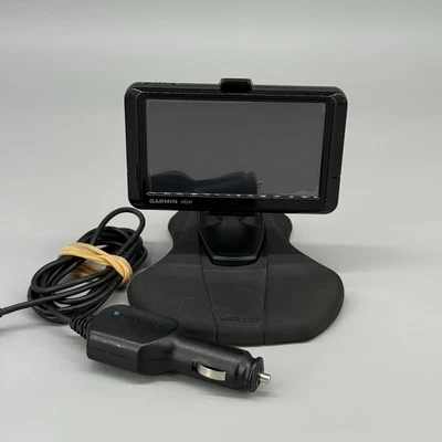 Garmin N20233 nuvi 50Lm GPS US/CAN 310 Bundle with Car Power Adapter - Image 1 of 4
