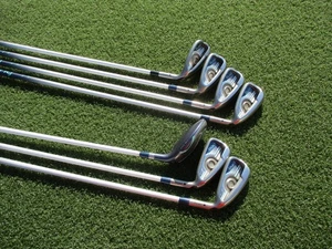 Ladies PING G Le Black Dot PING ULT 230 Ladies Flex Graph 5H-6-SW RH VERY GOOD!! - Picture 1 of 15