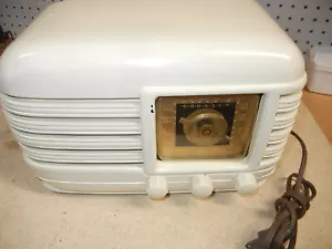 1946 Crosley 56TX-L ivory bakelite, 2 band radio, Ham Estate, rebuilt, plays wel - Picture 1 of 8