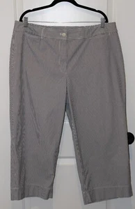 Women’s Talbots Size 18W White & Navy Striped Seersucker Wide Leg Cropped Chino - Picture 1 of 10