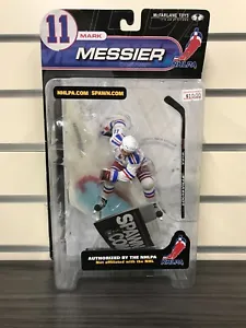 2000 McFarlane NHL Mark Messier Sports Picks Series 2 Hockey Action Figure - Picture 1 of 2