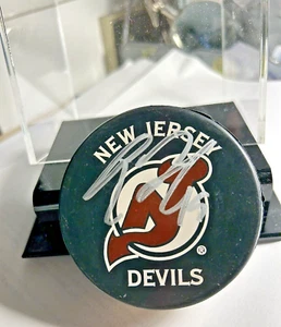 Travis Zajac Autographed New Jersey Devils Official NHL Game Puck ~ in Case - Picture 1 of 13