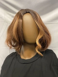 Women’s Unbranded Red Brown W/ Highlights Short Length Wig W/ Weaving Cap - Picture 1 of 3